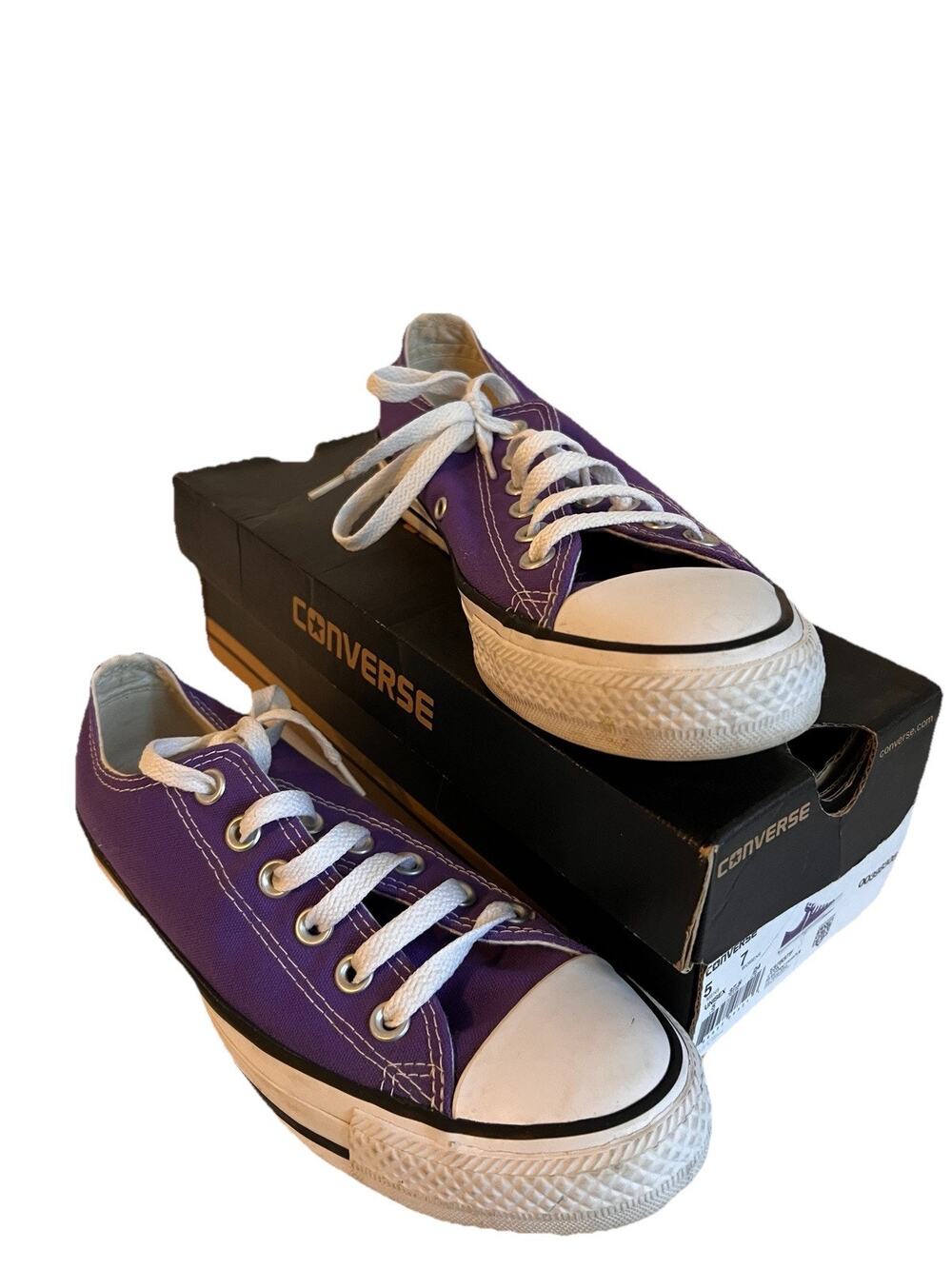Size 7 W & 5 M - Converse All Star Electric Purple chuck Taylor Low-cut unisex